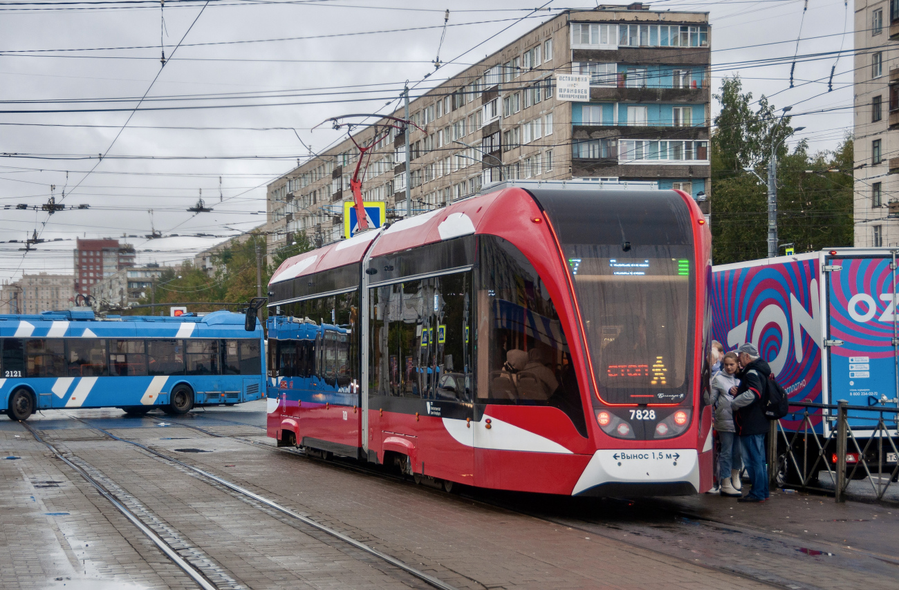 Saint-Petersburg, 71-923M “Bogatyr-M” č. 7828