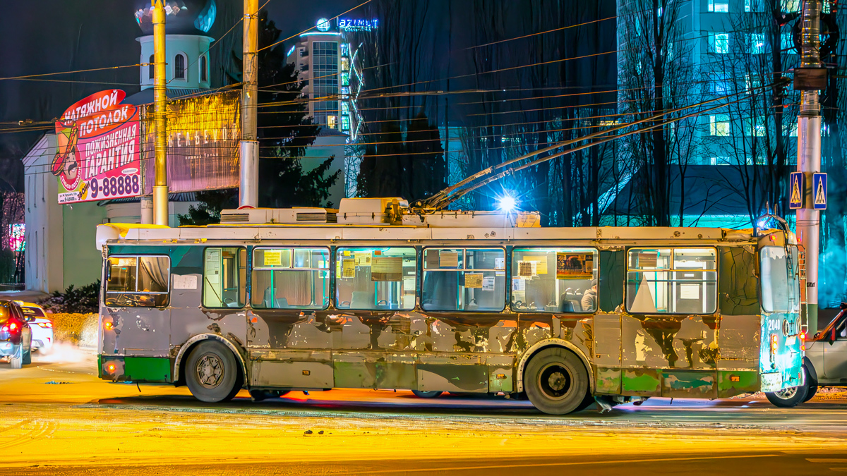 Пенза, ЗиУ-682Г-016.02 № 2040