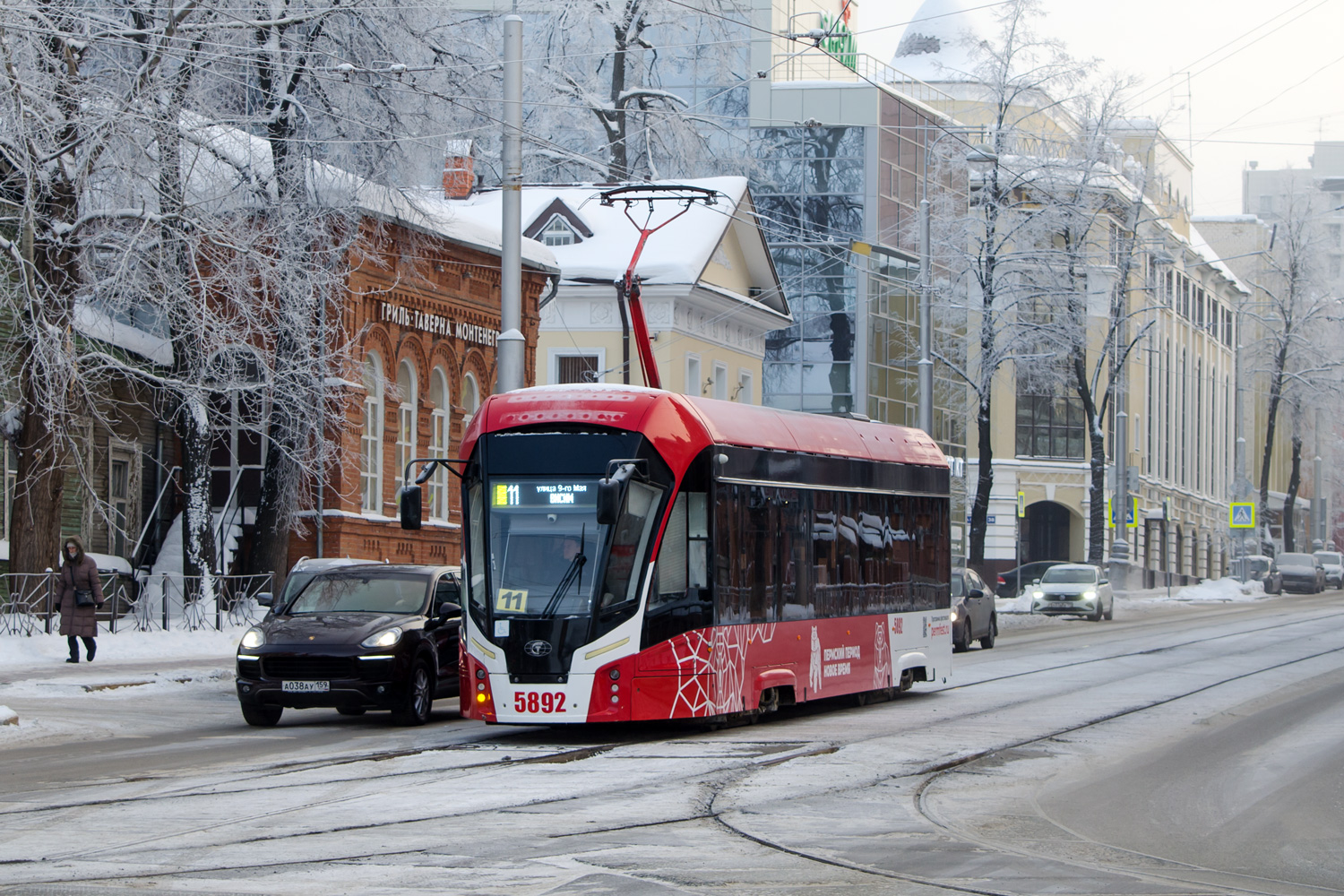 Пермь, 71-911ЕМ «Львёнок» № 5892