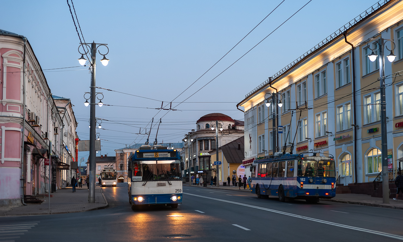 Владимир, ЗиУ-682Г-016.04 № 259; Владимир, ЗиУ-682Г-016.02 № 182