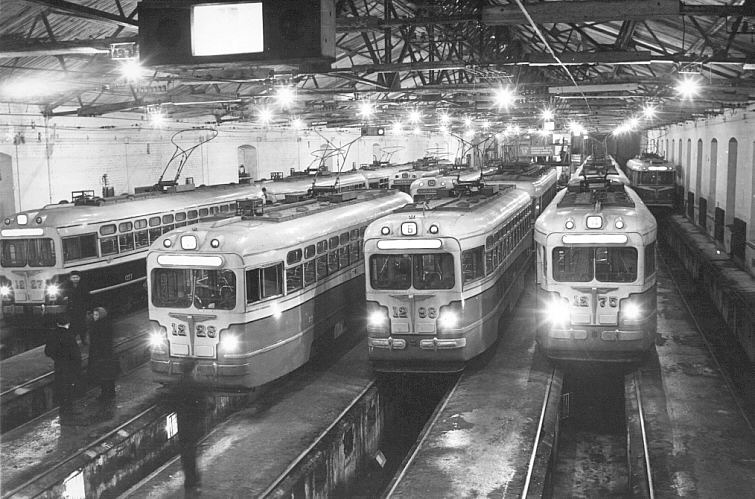 Kyjev, MTV-82 č. 1228; Kyjev, MTV-82 č. 1298; Kyjev, MTV-82 č. 1275; Kyjev — Historical photos