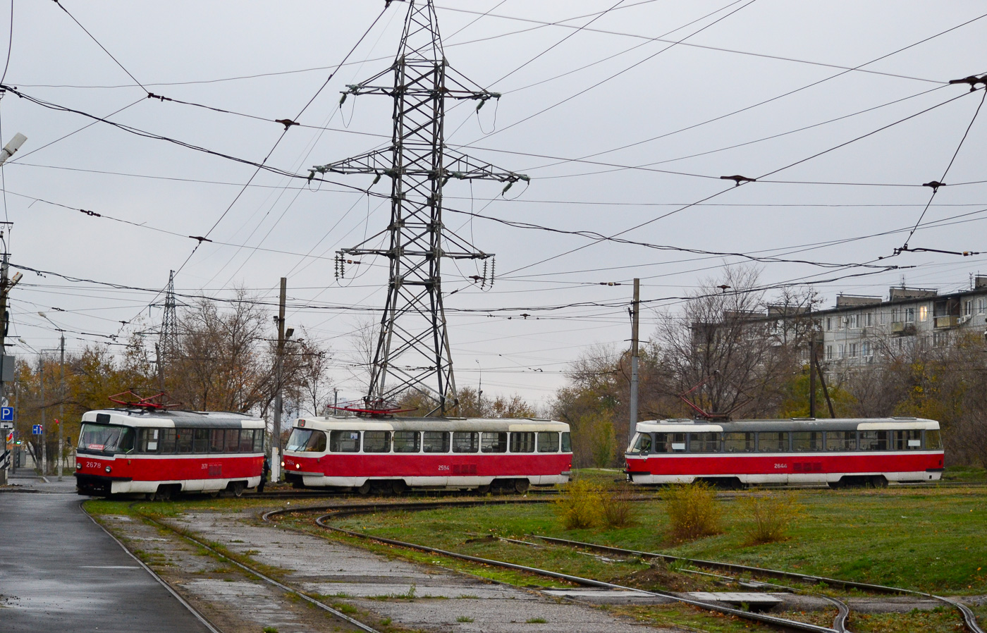 Волгоград, Tatra T3SU (двухдверная) № 2678; Волгоград, Tatra T3SU (двухдверная) № 2594; Волгоград, Tatra T3SU (двухдверная) № 2644