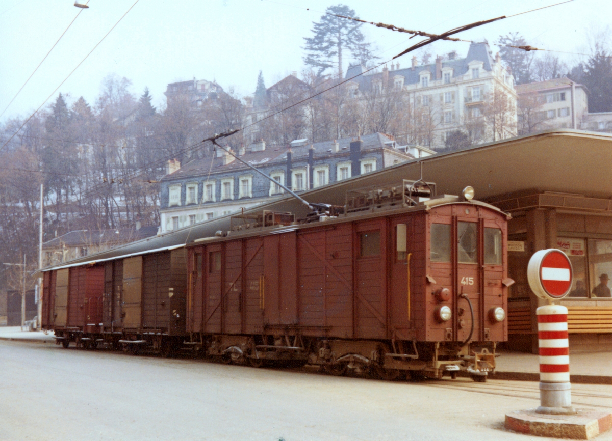 Lausanne, SWS/ACEC Fe 4/4 N°. 415; Lausanne — Old photos