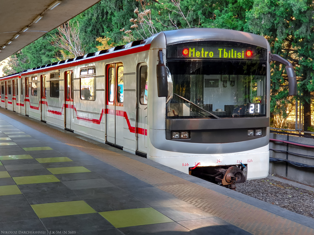Тбилиси, Еж3М № 5611