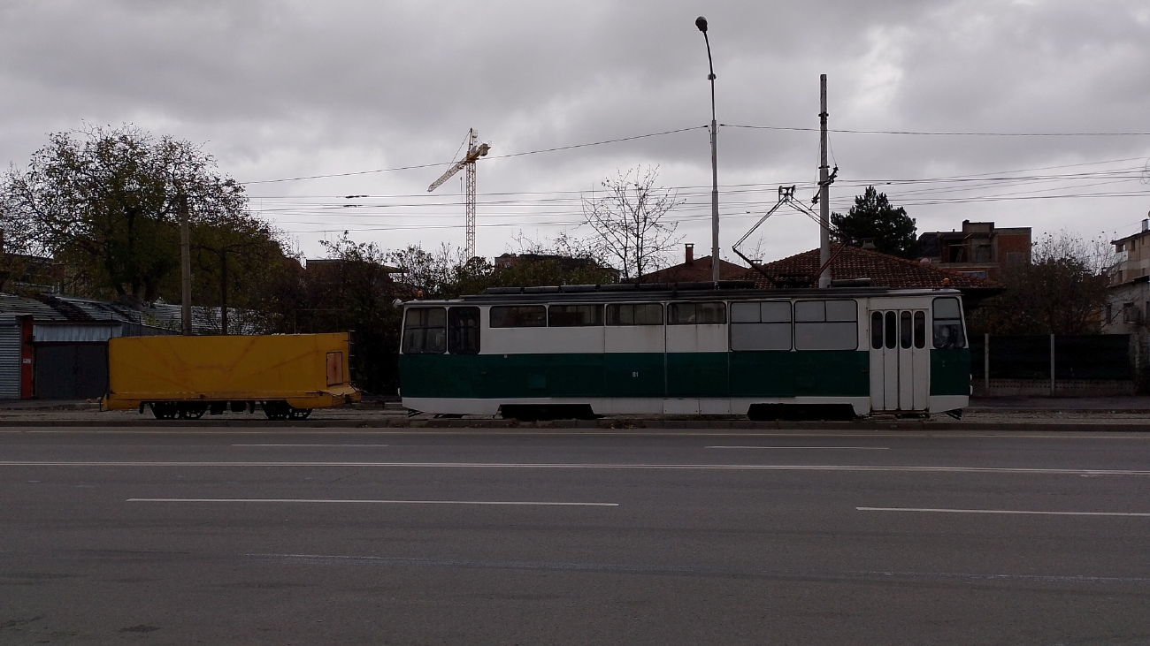 София, Двухосный прицепной вагон № ХД 1; София, Т4М-81 № 81