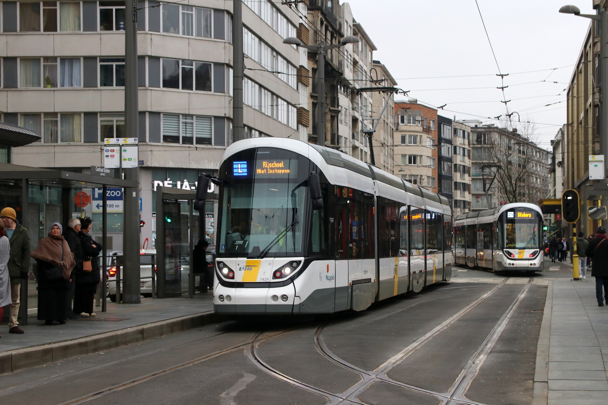 Антверпен, CAF Urbos 100 № 7429