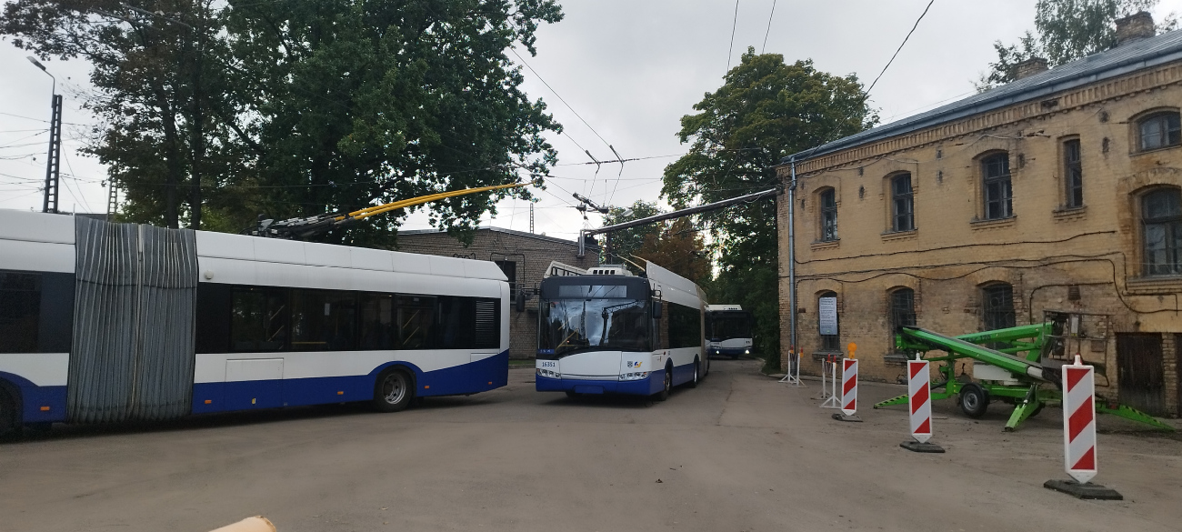 Riga, Solaris Trollino III 18 Ganz-Škoda N°. 16351