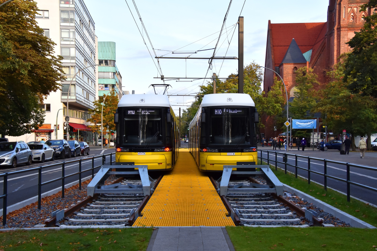 Berlin, Bombardier Flexity Berlin (GT8-08ZR/F8Z) N°. 9097; Berlin, Bombardier Flexity Berlin (GT8-08ZR/F8Z) N°. 9011