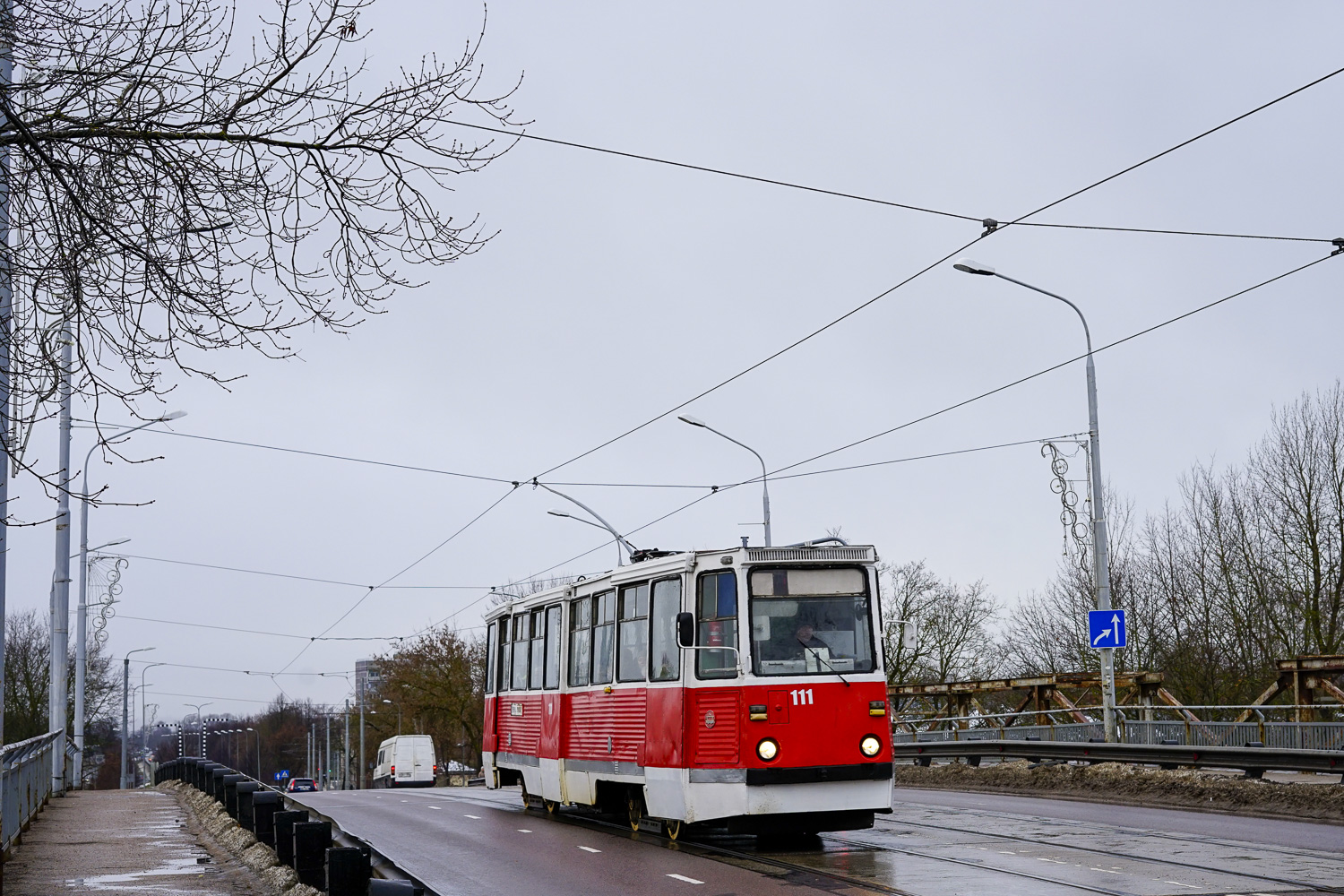 Daugavpils, 71-605A № 111