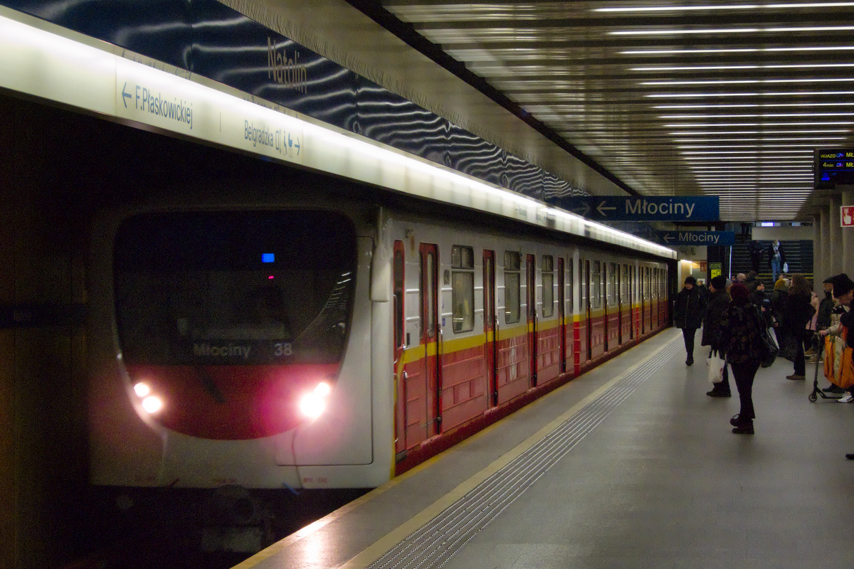 Варшава, 81-572.2 № 039