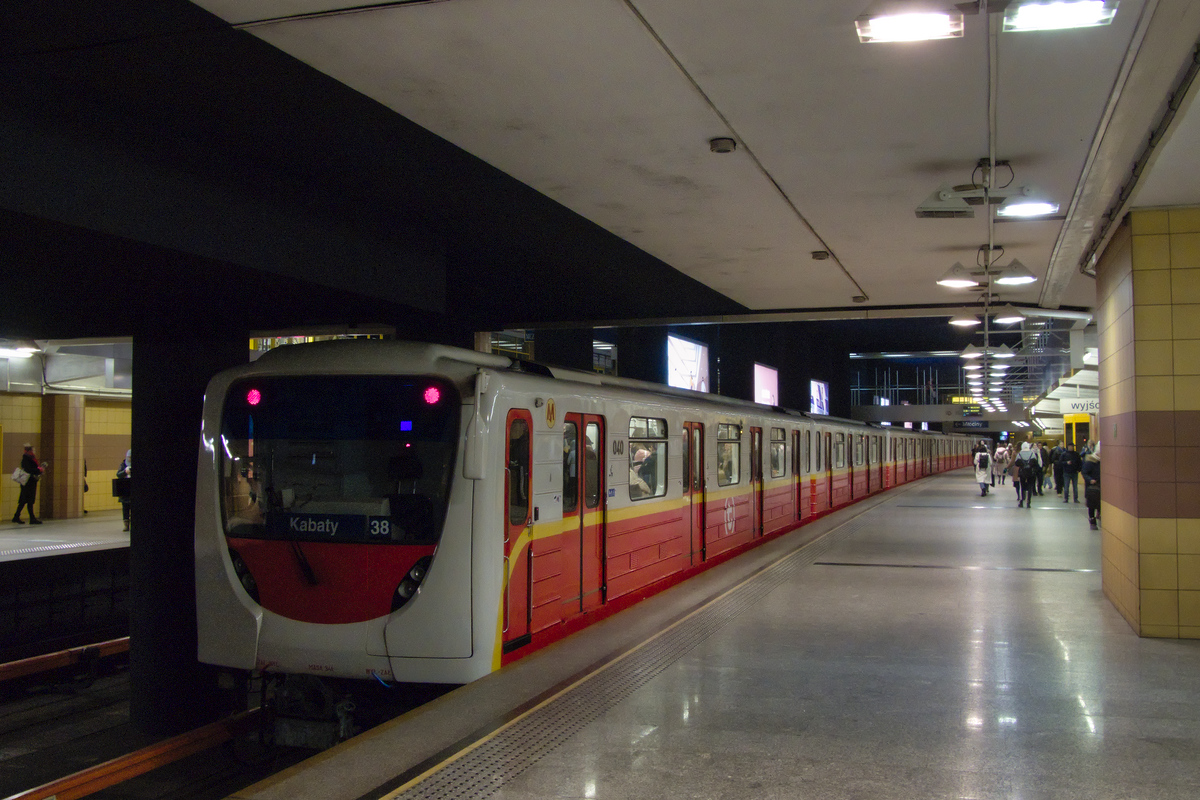 Varșovia, 81-572.2 Nr. 040