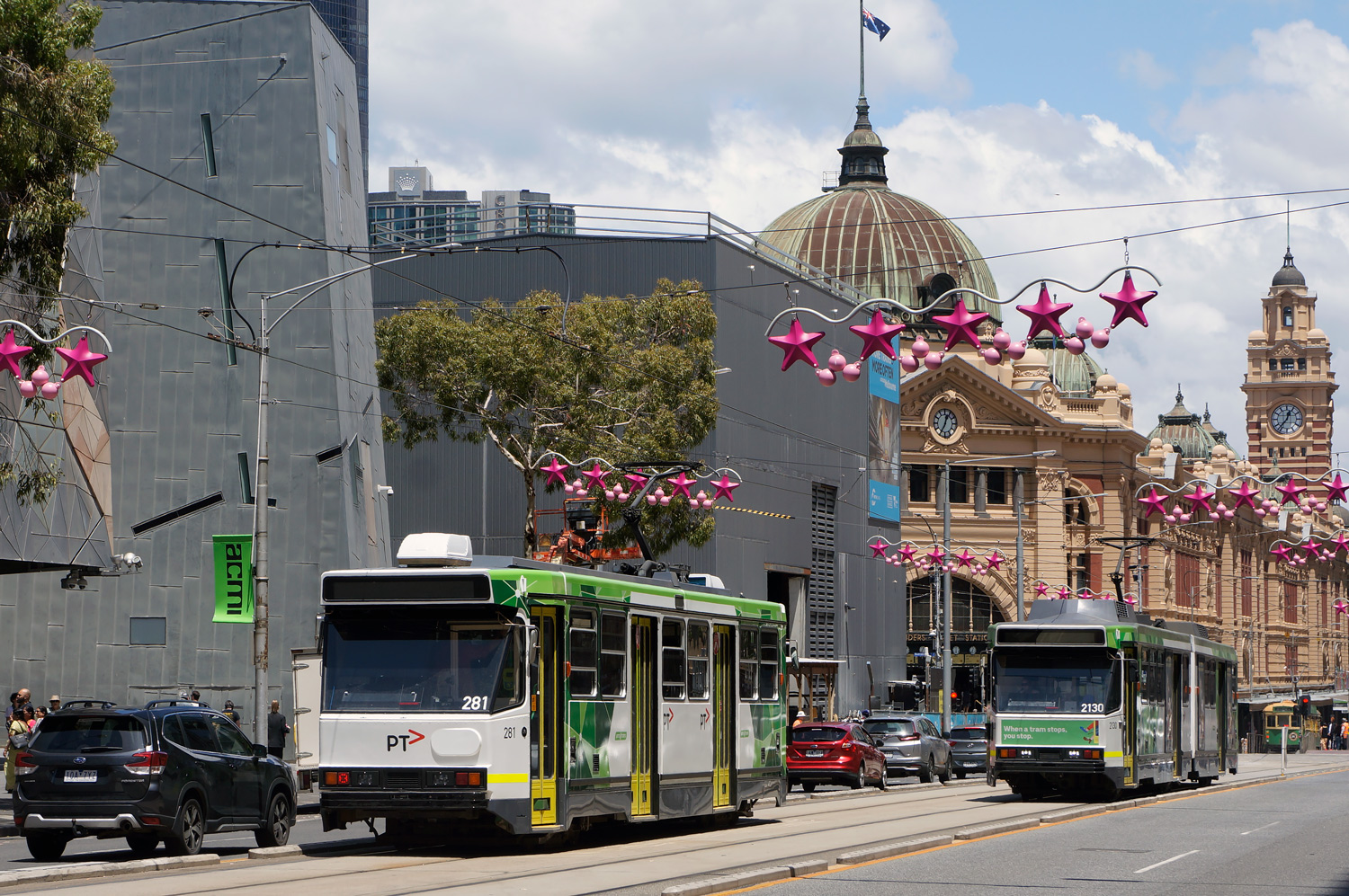 Мельбурн, Comeng A2 Class № 281; Мельбурн, Comeng B2 Class № 2130