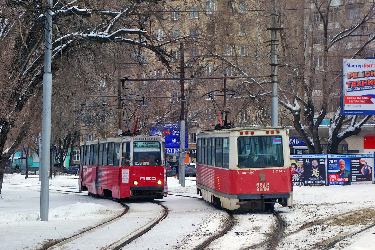 Саратов, 71-605 (КТМ-5М3) № 1200; Саратов, 71-605 (КТМ-5М3) № 2245