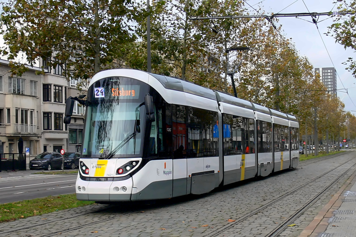 Антверпен, CAF Urbos 100 № 7429