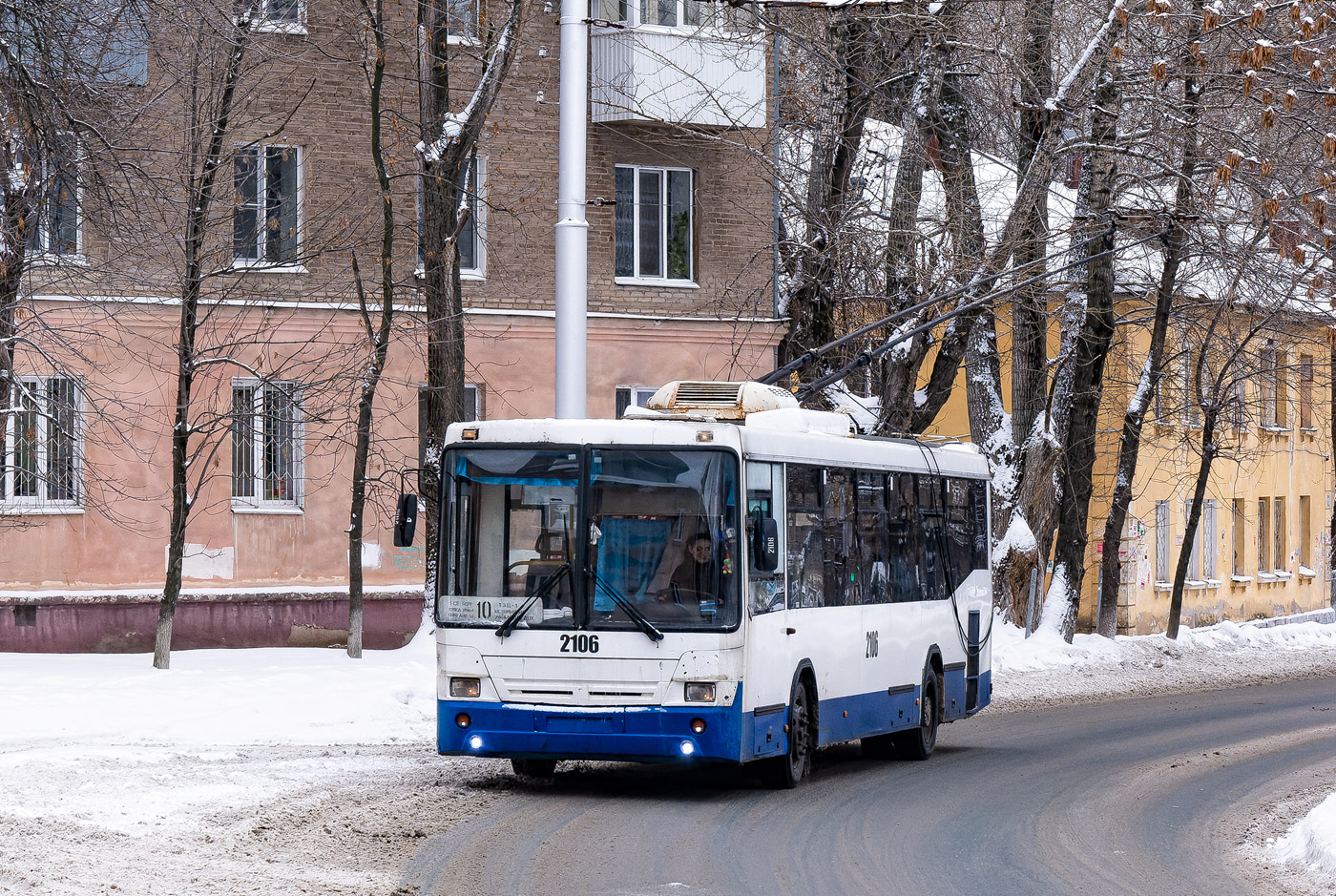 Уфа, НефАЗ-БТЗ 52765А № 2106