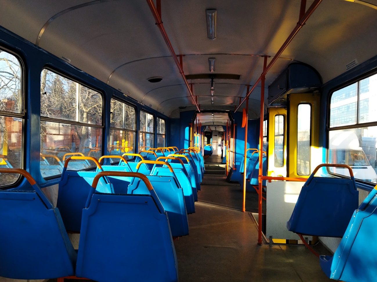 Киев, KT3UA № 409
