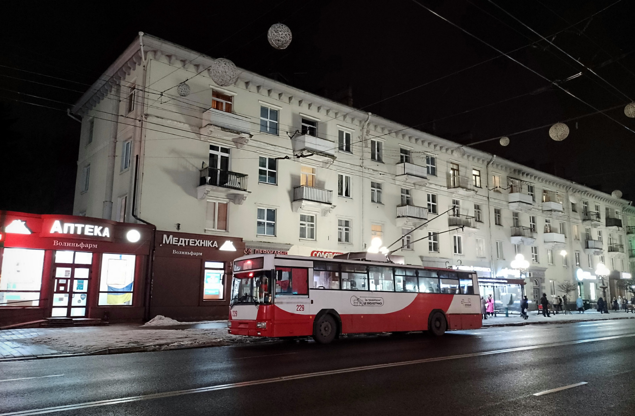 Луцк, MPK/Jelcz 120MT № 229