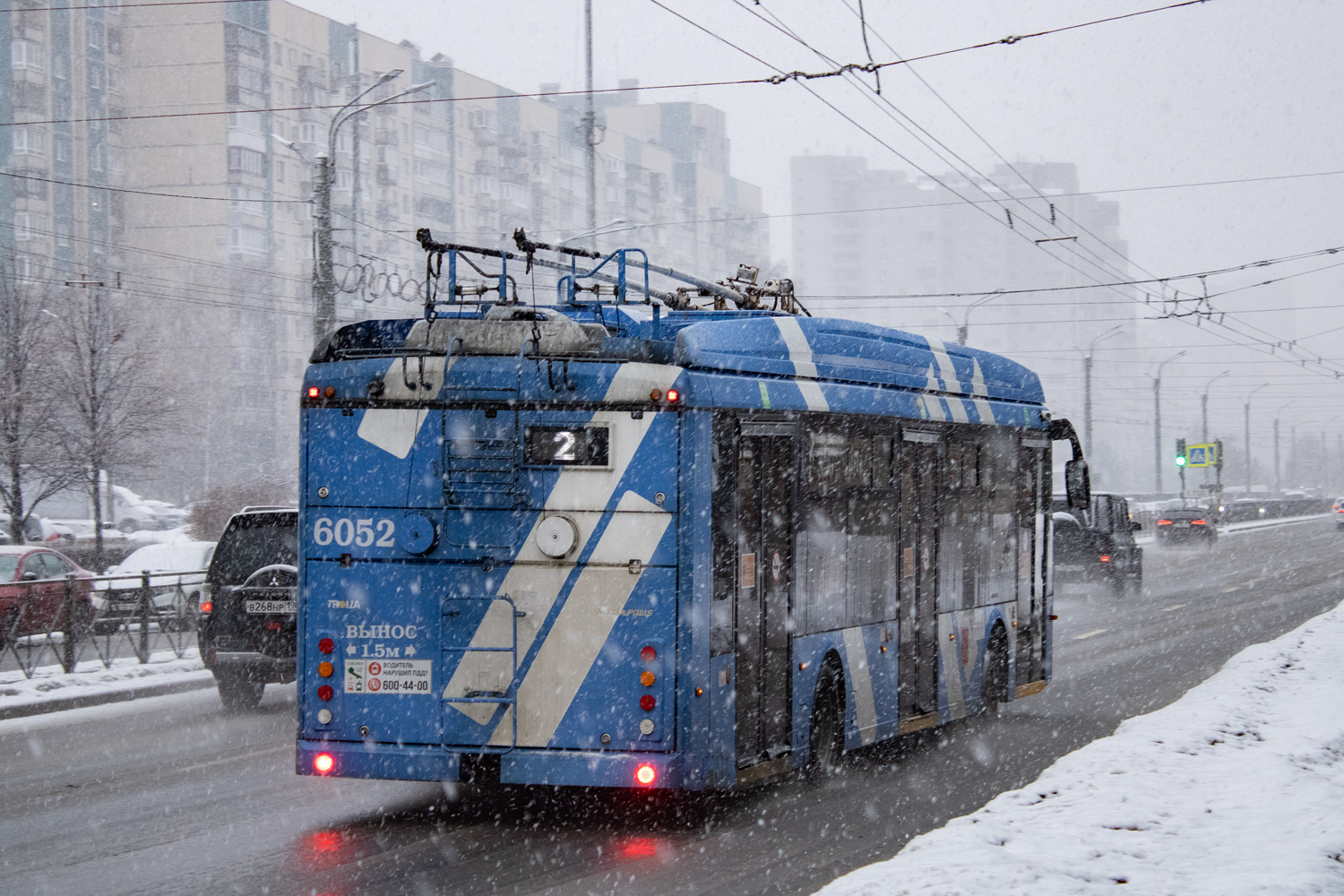 Szentpétervár, Trolza-5265.08 “Megapolis” — 6052