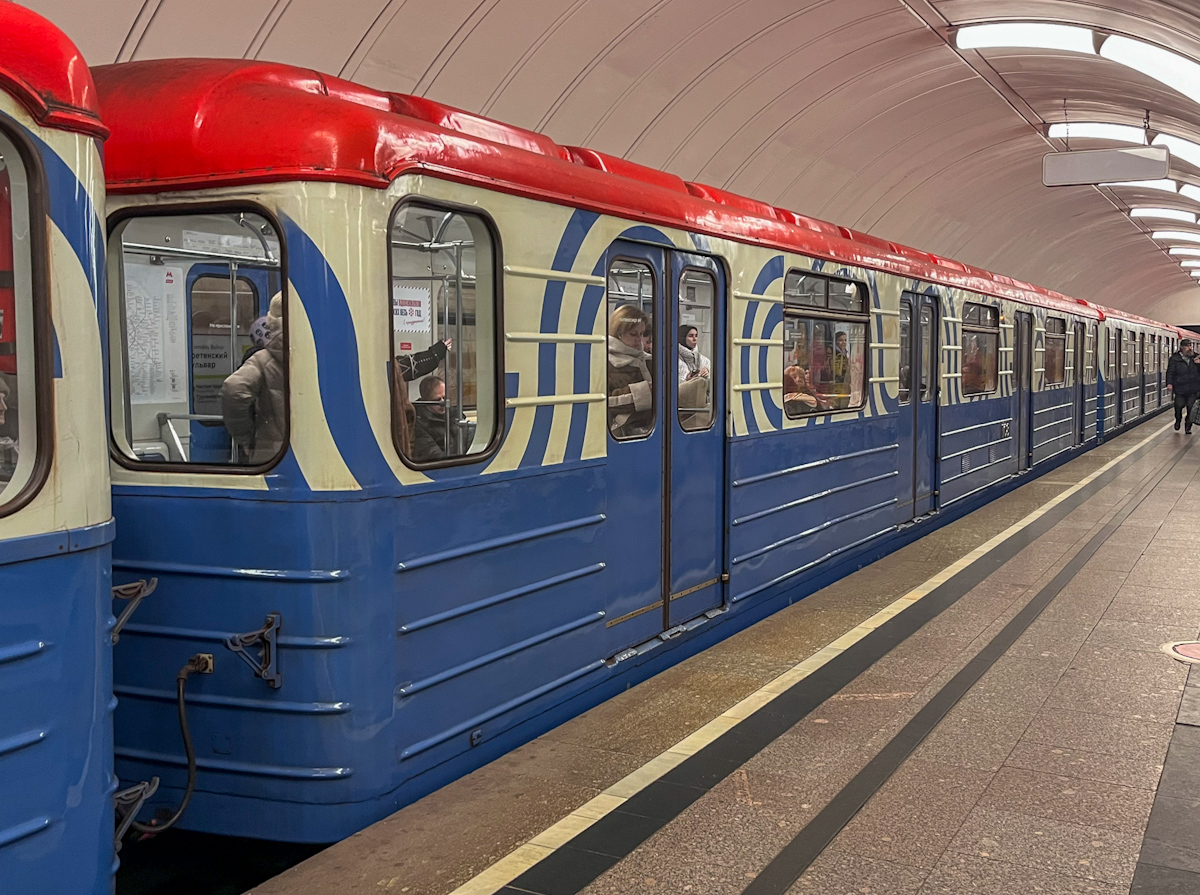 Moscou, 81-714.5М (MVM) N°. 1108