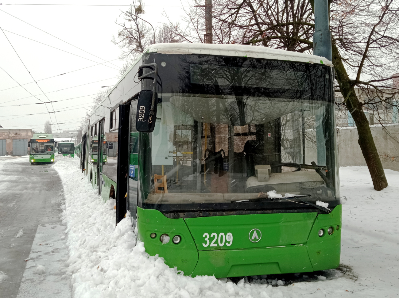 Харьков, ЛАЗ E301D1 № 3209