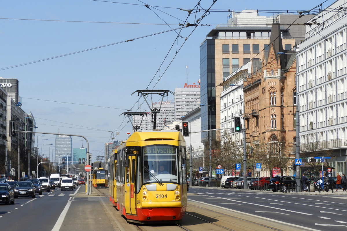 Варшава, Konstal 105N2k/2000 № 2104