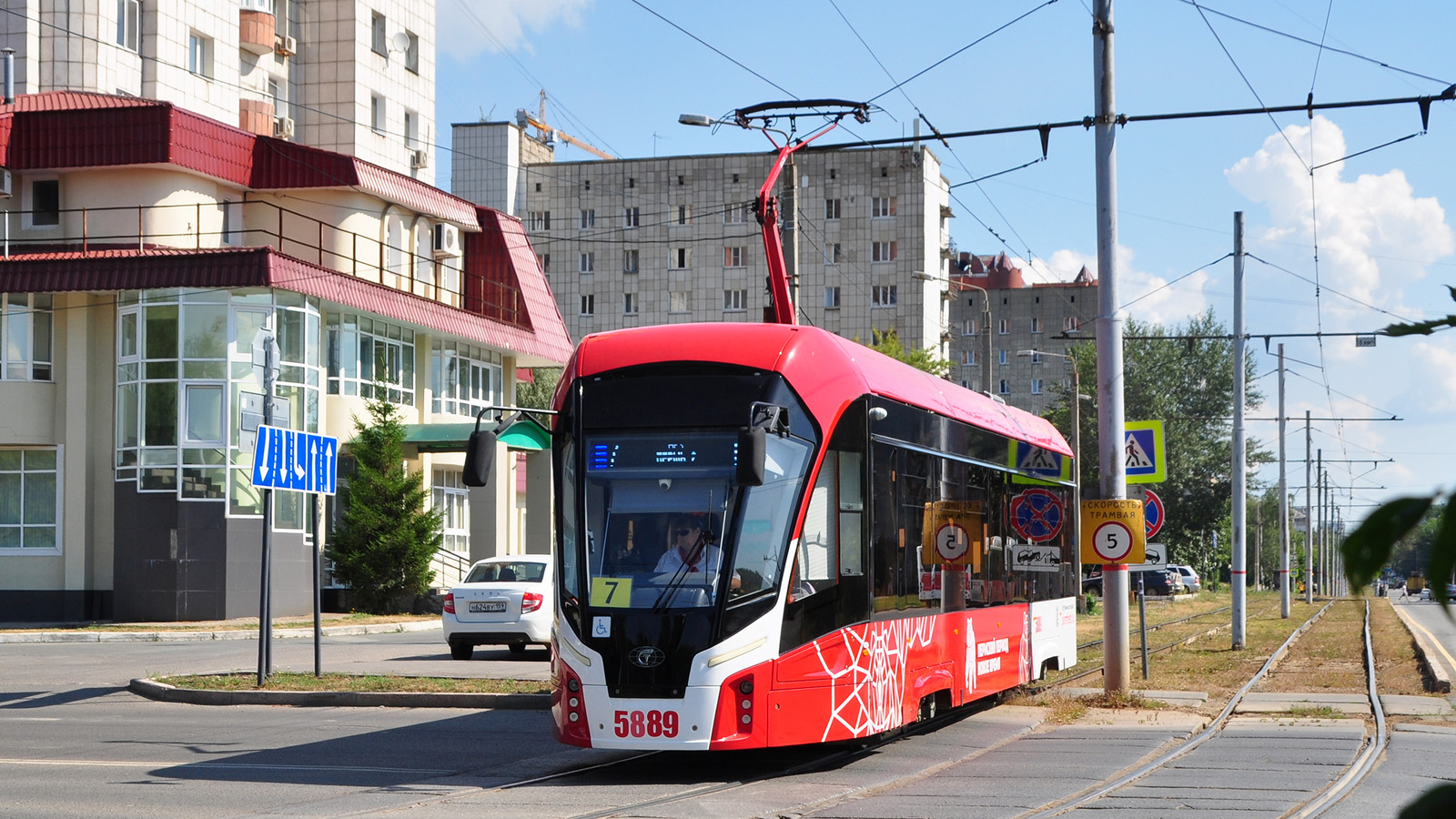 Пермь, 71-911ЕМ «Львёнок» № 5889