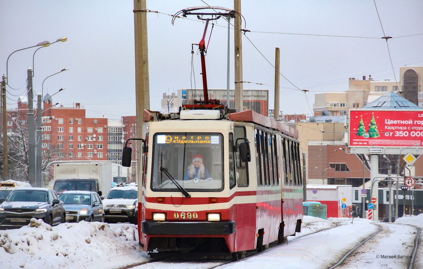 Санкт-Петербург, ЛВС-86М2 № 0690