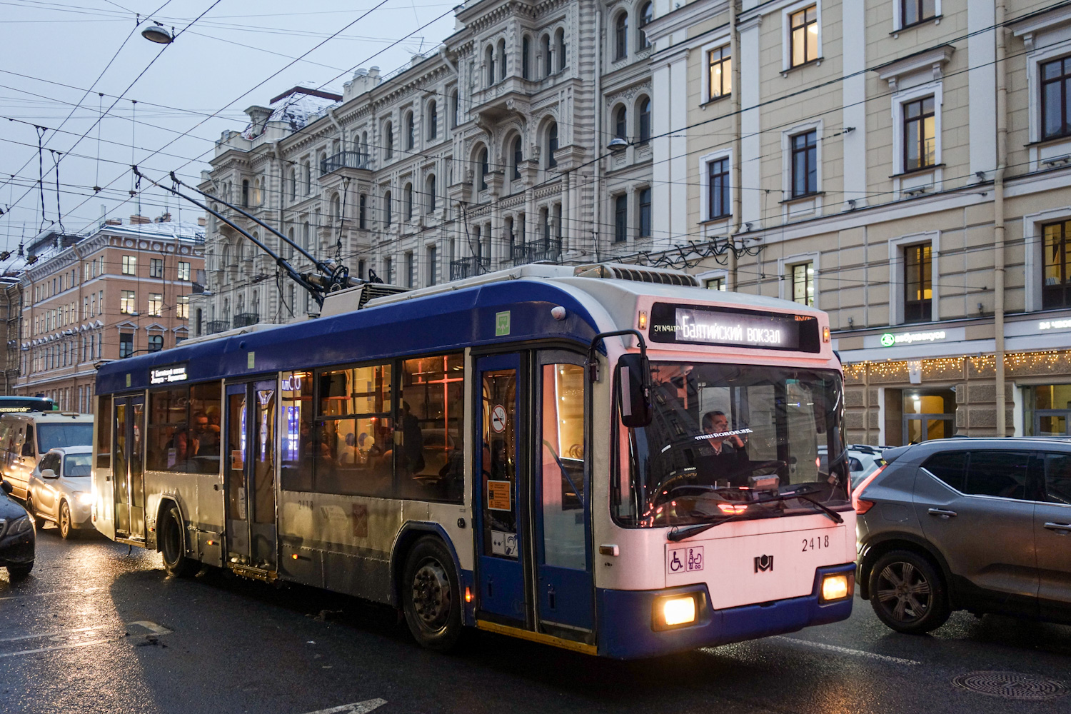 Санкт-Пецярбург, БКМ 321 № 2418