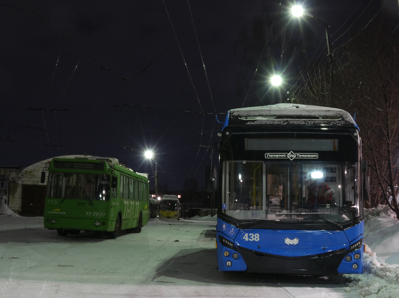 Петрозаводск, БКМ 321 № 438