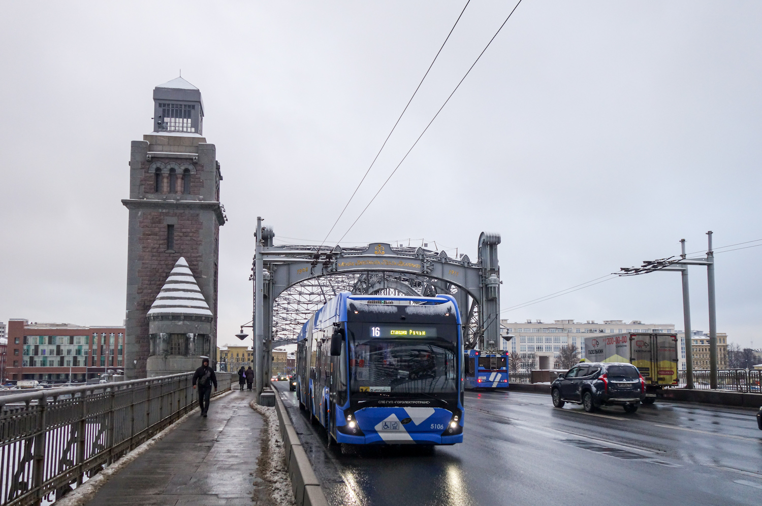 Saint-Petersburg, VMZ-6215.01 “Premier” č. 5106