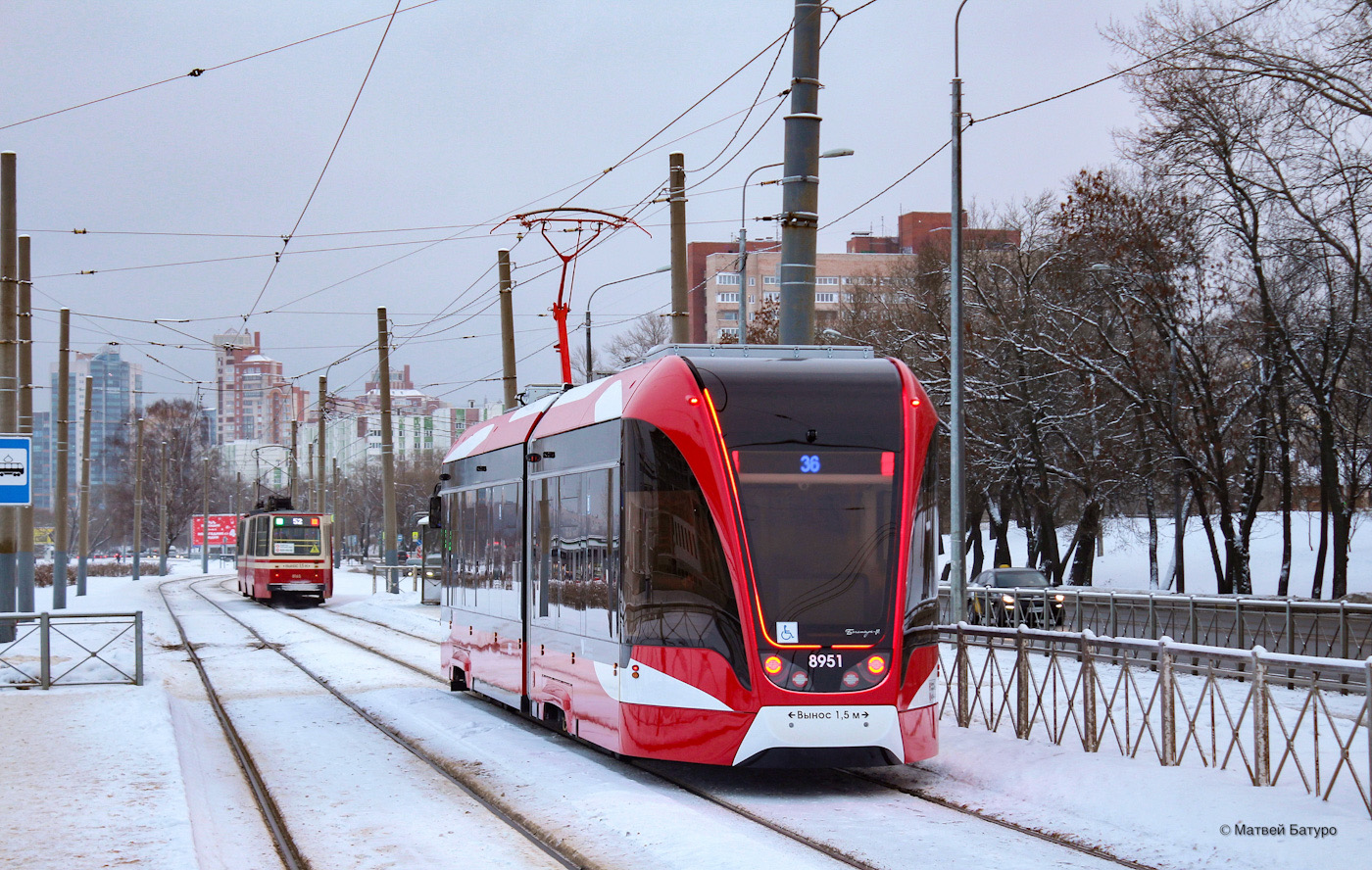 Санкт-Петербург, 71-923М «Богатырь-М» № 8951