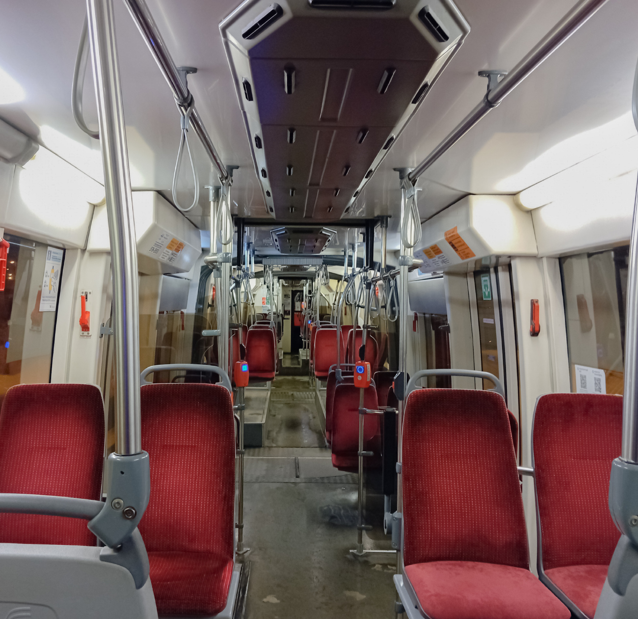 Санкт-Петербург, БКМ 84300М № 5212