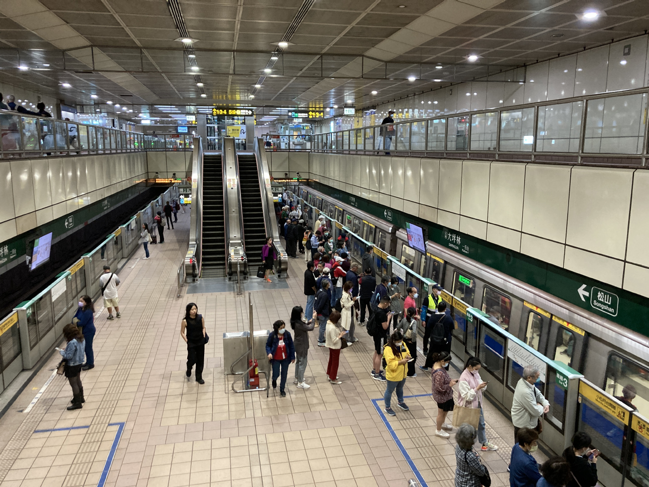 Taïpei — Metro — 捷運G/3 — Songshan-Xindian Line (Green)