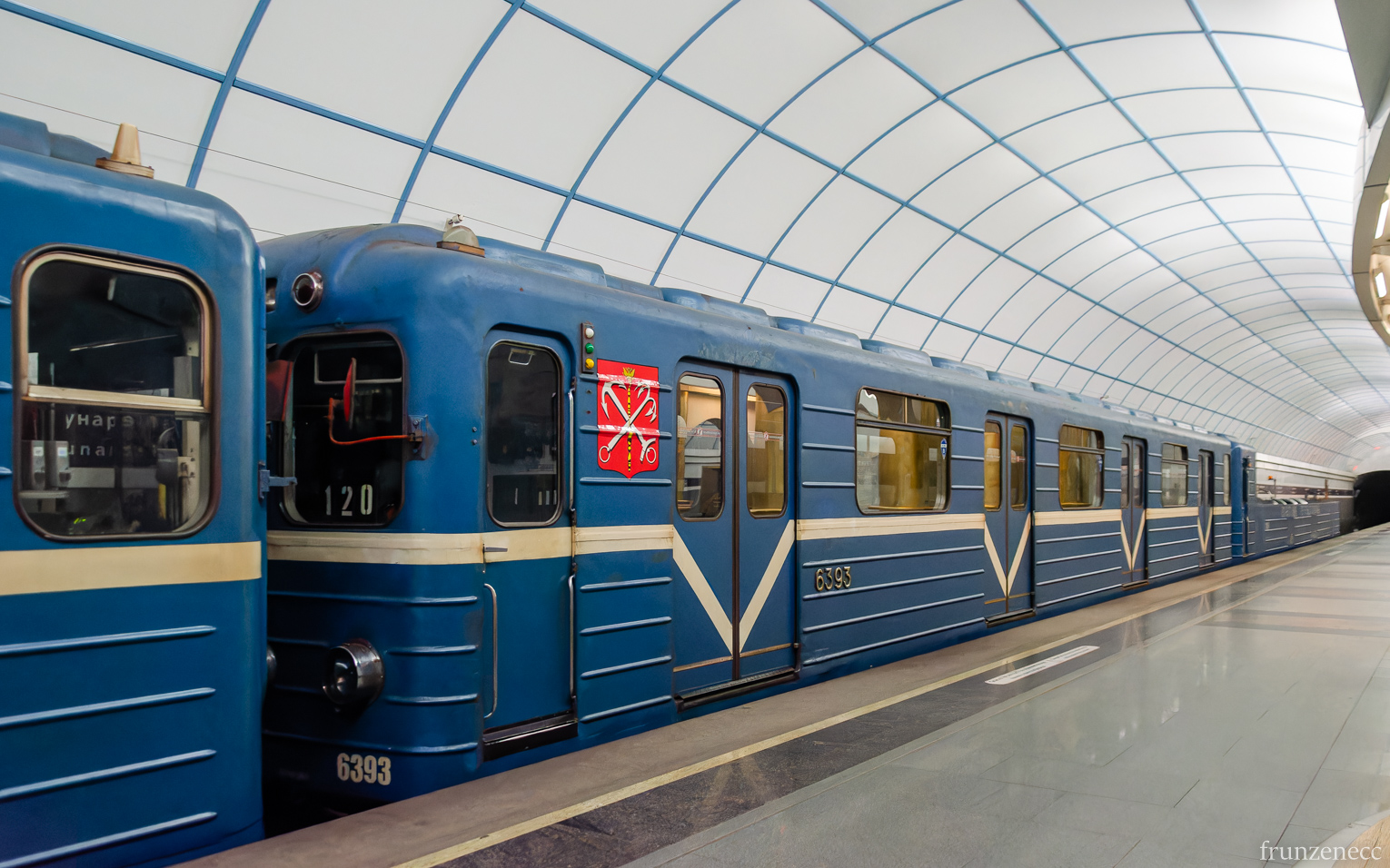 Szentpétervár, Ema-502 — 6393