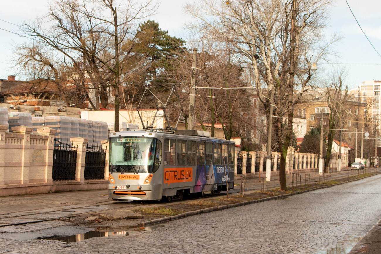 奧德薩, K1 # 7010