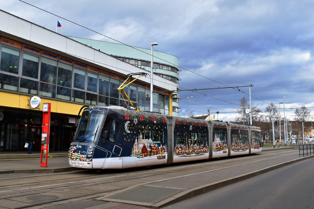 Praga, Škoda 14T Elektra Nr. 9170; Praga — Christmas tram