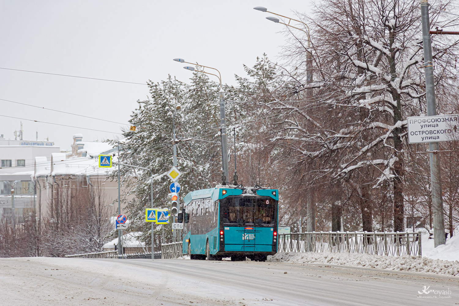 Казань, МАЗ-303Т22 № 1010