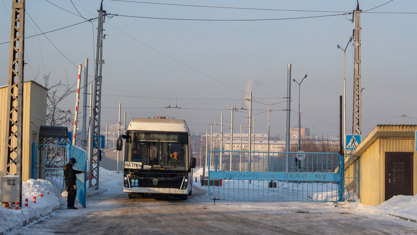 Красноярск, ЛиАЗ-6274 № Т 533 ТО 124; Красноярск — Новые электробусы; Красноярск — Подготовка ко вводу в эксплуатацию троллейбусного депо в Телевизорном переулке [07.2023-06.2024]