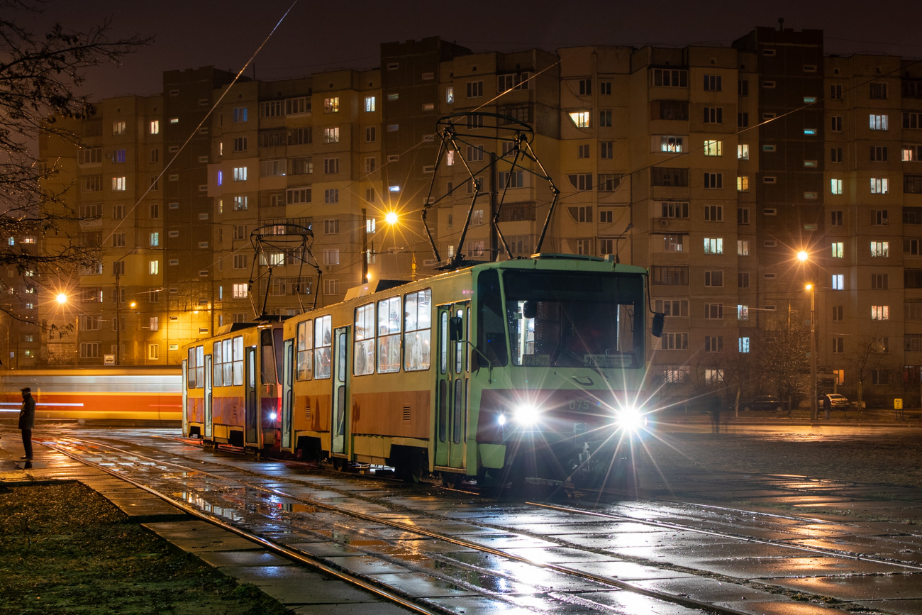 Киев, Tatra T6B5SU № 075