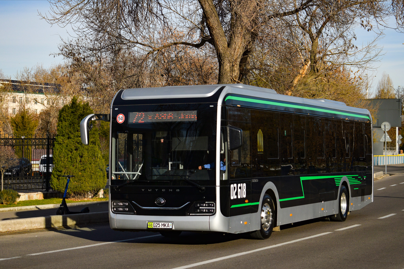 Ташкент, Yutong ZK6126BEVG № 02618