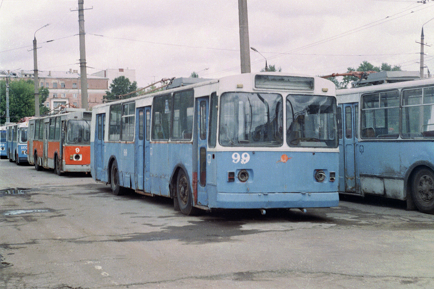 Тверь, ЗиУ-682В-012 [В0А] № 99; Тверь, ЗиУ-682Г10 № 56; Тверь — Тверской троллейбус в начале 2000-х гг. (2002 — 2006 гг.)