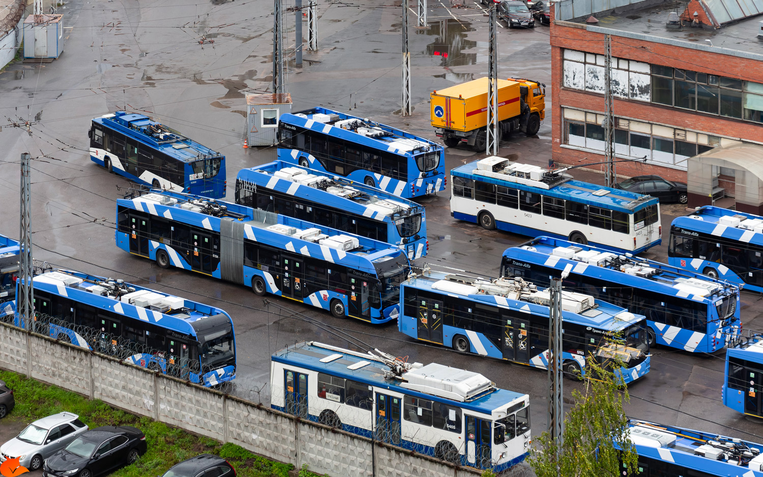 Saint-Pétersbourg — Joint tramway-trolleybus depot