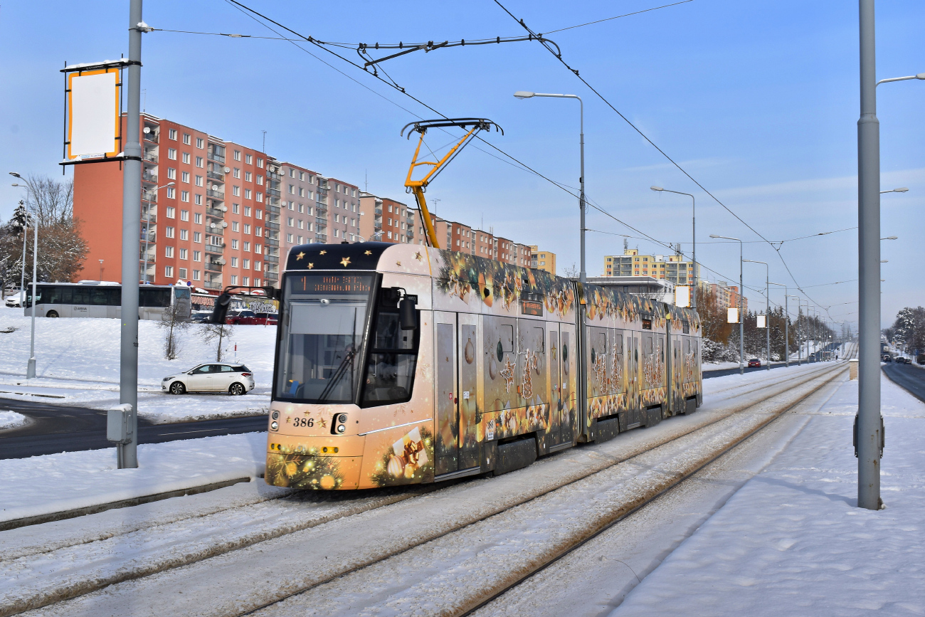 皮爾森, Škoda 40T ForCity Smart # 386; 皮爾森 — Christmas tram