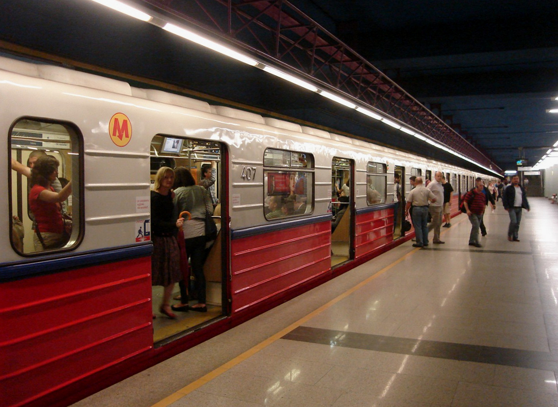 Варшава, 81-573 № 407