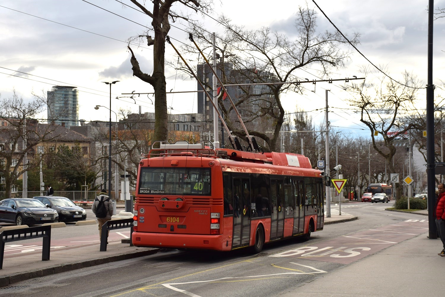 Bratislava, Škoda 30TrDG SOR N°. 6104