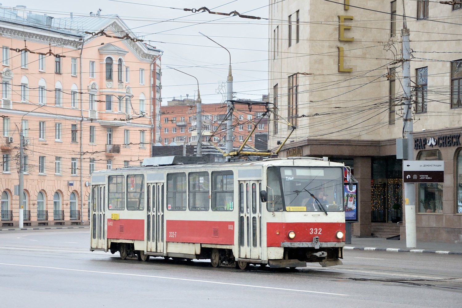 Tula, Tatra T6B5SU — 332