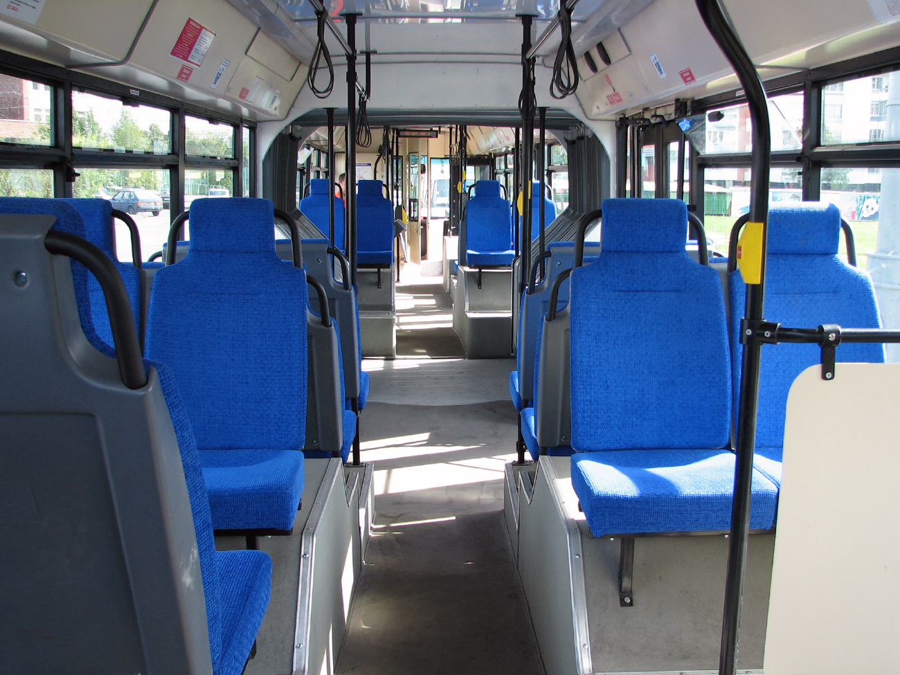 Moszkva, VMZ-62151 “Premier” — 1605