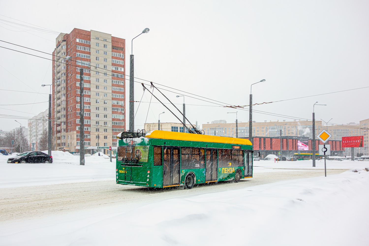 Пенза, УТТЗ-6241.01 «Горожанин» № 2336