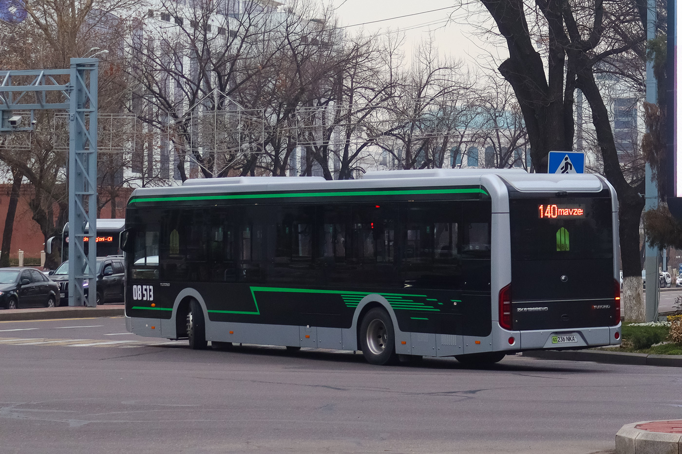 Tashkent, Yutong ZK6126BEVG č. 08513