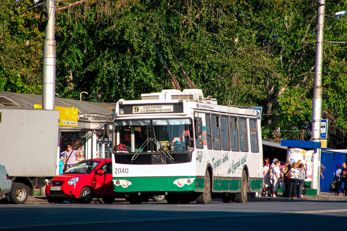 Пенза, ЗиУ-682Г-016.02 № 2040